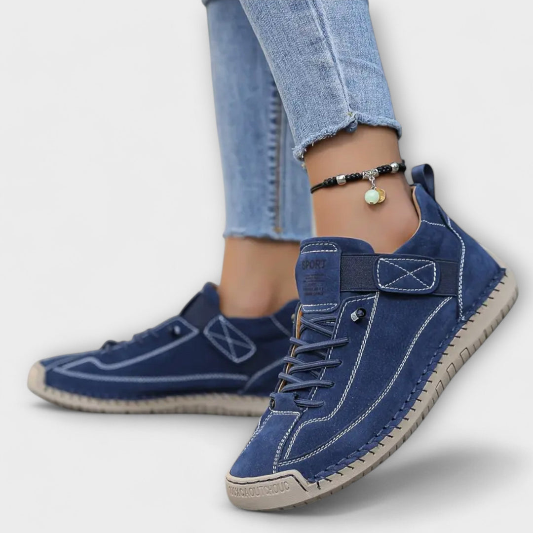 Α timeless Chelsea Sneakers
