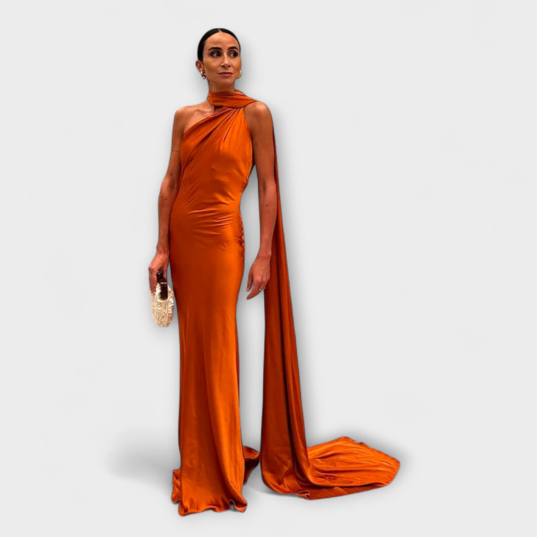 Κομψό Maxikleid με Ανοιχτούς Ώμους και Halter