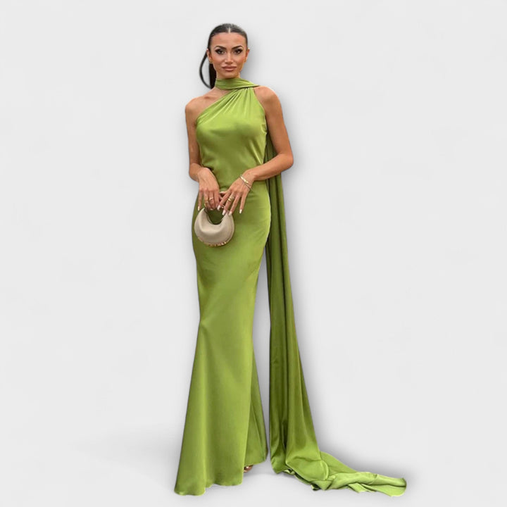 Κομψό Maxikleid με Ανοιχτούς Ώμους και Halter